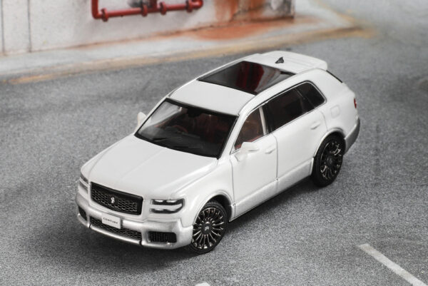 GCD #KS050-461 1/64 Toyota Century SUV (White & Silver, RHD)